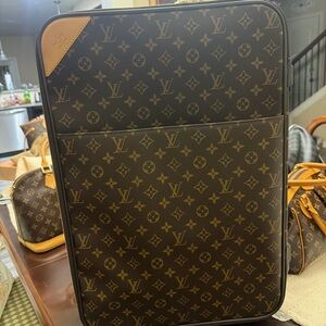 Louis Vuitton Monogram Travel Bag in Brown and Tan